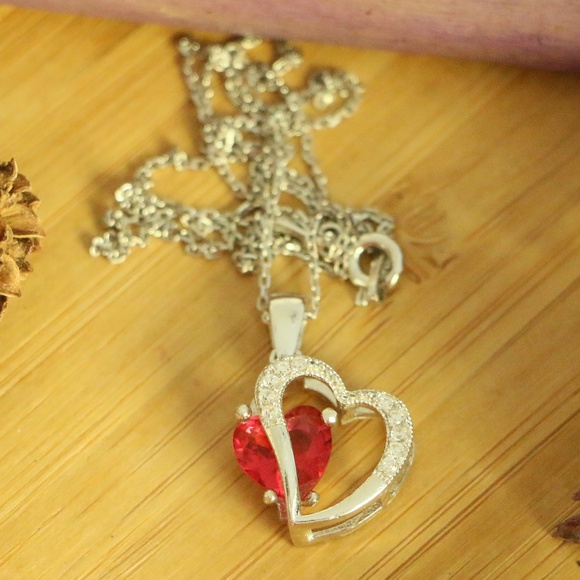 925 Sterling Silver 2Hearts red cubic zirconia - Picture 6 of 7